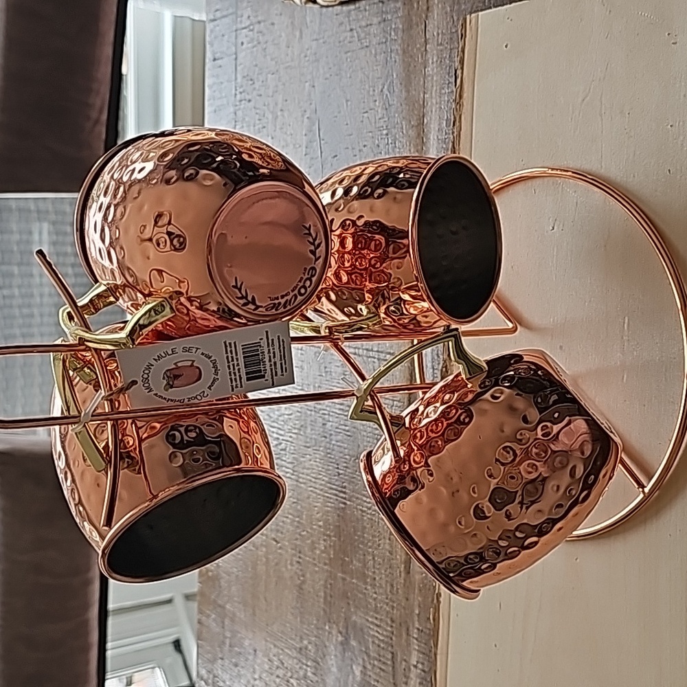 Moscow Mule 20oz cup set of 4, with display stand NWT